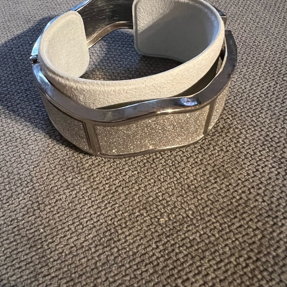 Sparkly Silver-tone Bracelet - Picture 3 of 4